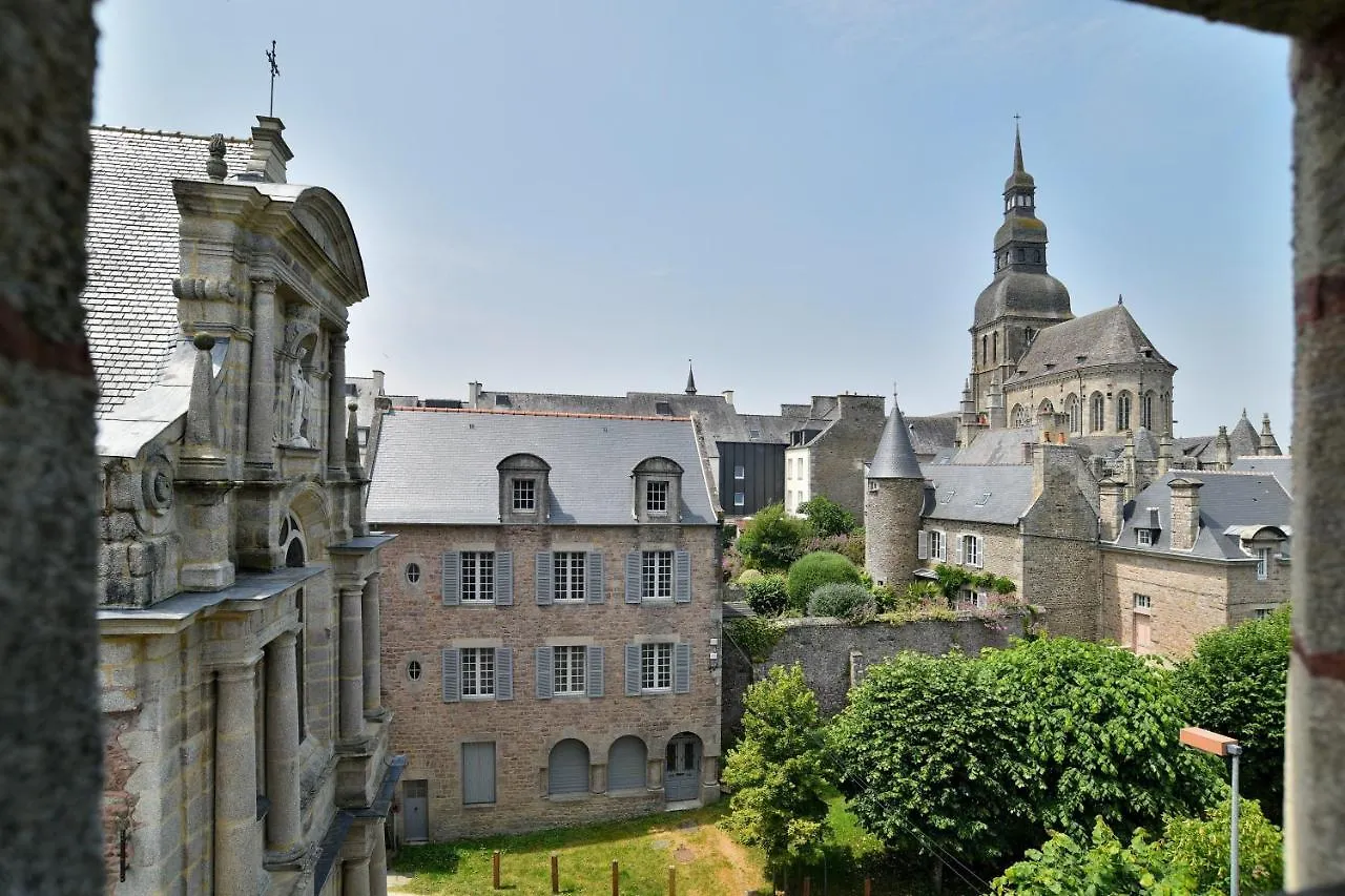 Le Sainte Catherine - Appt Centre-Historique Dinan 0*,
